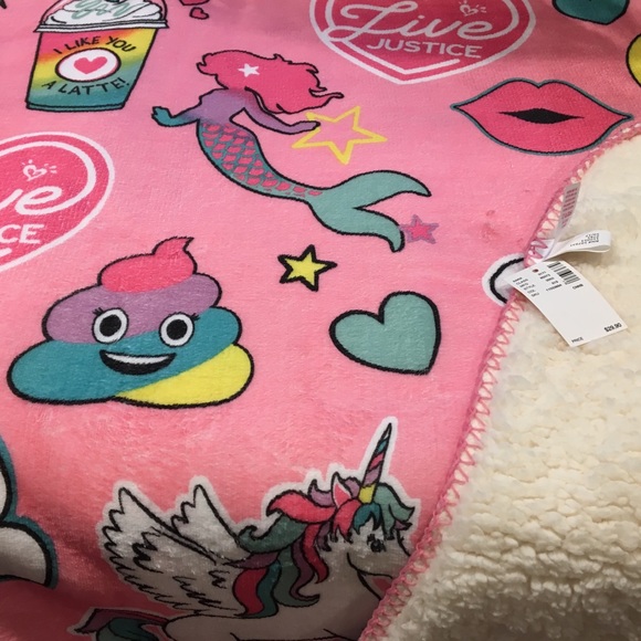 Justice Other - Justice NWT Plush Sherpa Blanket - Adorable!